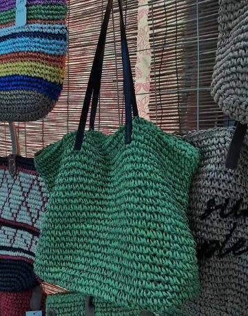 Ručno tkana ljetna torba od zelenog papira od slame