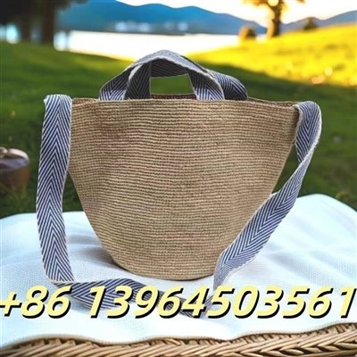Raffia ženska torba s pamučnim remenom